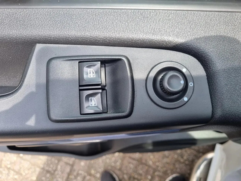 Mali kombi, Dostavno vozilo s dvostrukom kabinom Opel VIVARO-B L2 Dubbele Cabine 6 Zits 1.6 CDTI 95 PK Euro 6: slika Mali kombi, Dostavno vozilo s dvostrukom kabinom Opel VIVARO-B L2 Dubbele Cabine 6 Zits 1.6 CDTI 95 PK Euro 6