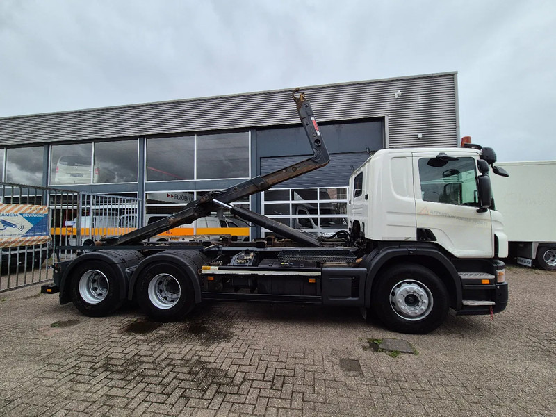Scania P360 6X2 Containersysteem/ 21T Multilift/ Adjustable Hook - Kamion s kukastom dizalicom: slika Scania P360 6X2 Containersysteem/ 21T Multilift/ Adjustable Hook - Kamion s kukastom dizalicom Scania P360 6X2 Containersysteem/ 21T Multilift/ Adjustable Hook - Kamion s kukastom dizalicom: slika Scania P360 6X2 Containersysteem/ 21T Multilift/ Adjustable Hook - Kamion s kukastom dizalicom