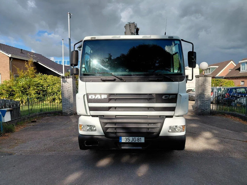 DAF CF 85.430 4x2 Plato Crane - Kamion s kranom: slika DAF CF 85.430 4x2 Plato Crane - Kamion s kranom DAF CF 85.430 4x2 Plato Crane - Kamion s kranom: slika DAF CF 85.430 4x2 Plato Crane - Kamion s kranom