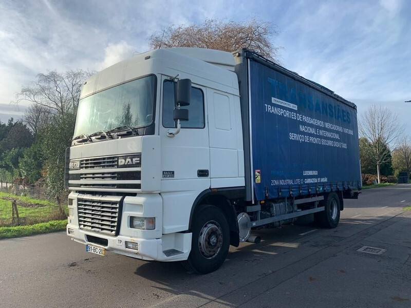 DAF XF 95.430 - Kamion s ceradom: slika DAF XF 95.430 - Kamion s ceradom DAF XF 95.430 - Kamion s ceradom: slika DAF XF 95.430 - Kamion s ceradom