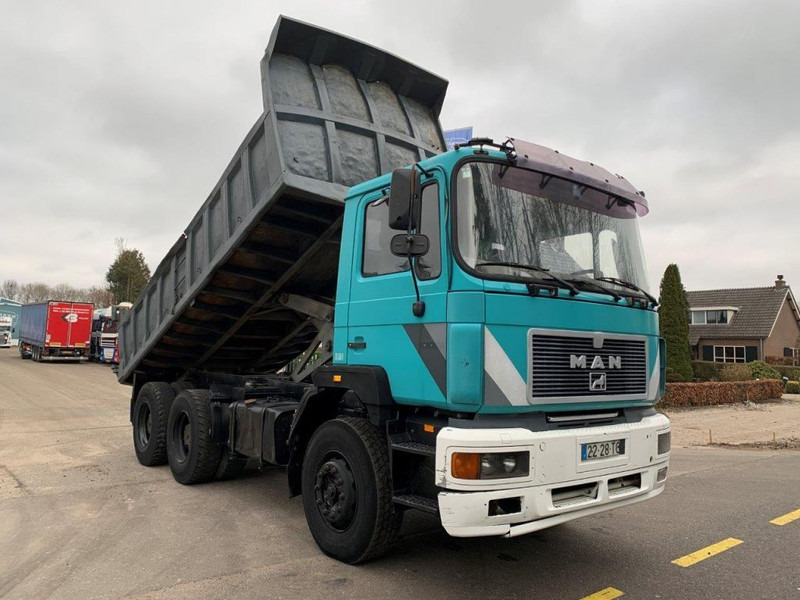 MAN 33.372 6X4 KIPPER MANUAL ZF GEARBOX - Kiper: slika MAN 33.372 6X4 KIPPER MANUAL ZF GEARBOX - Kiper MAN 33.372 6X4 KIPPER MANUAL ZF GEARBOX - Kiper: slika MAN 33.372 6X4 KIPPER MANUAL ZF GEARBOX - Kiper