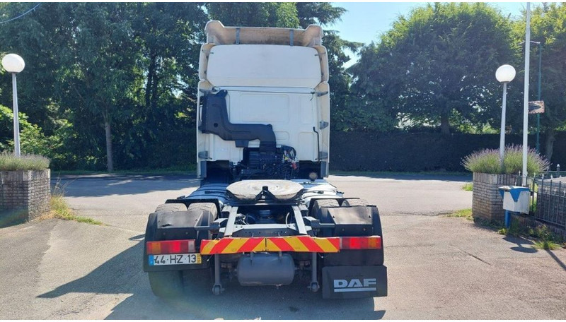 Tegljač DAF CF 85.410 4x2 MANUAL 410 POWER: slika Tegljač DAF CF 85.410 4x2 MANUAL 410 POWER