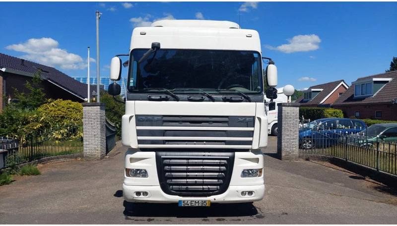DAF XF 105.410 4x2 - Tegljač: slika DAF XF 105.410 4x2 - Tegljač DAF XF 105.410 4x2 - Tegljač: slika DAF XF 105.410 4x2 - Tegljač