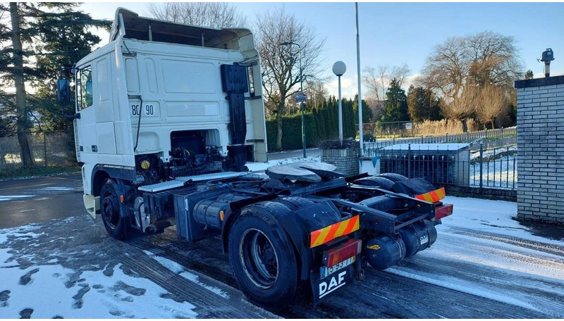 DAF XF 95.430 EURO 2 MANUAL GEARBOX - Tegljač: slika DAF XF 95.430 EURO 2 MANUAL GEARBOX - Tegljač DAF XF 95.430 EURO 2 MANUAL GEARBOX - Tegljač: slika DAF XF 95.430 EURO 2 MANUAL GEARBOX - Tegljač