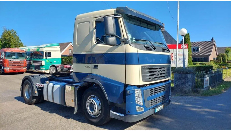 Volvo FH 12.420 - Tegljač: slika Volvo FH 12.420 - Tegljač Volvo FH 12.420 - Tegljač: slika Volvo FH 12.420 - Tegljač