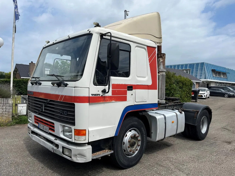 Volvo FL 10.320 4X2 TRUCKHEAD FULL STEEL SUSPENSION - Tegljač: slika Volvo FL 10.320 4X2 TRUCKHEAD FULL STEEL SUSPENSION - Tegljač Volvo FL 10.320 4X2 TRUCKHEAD FULL STEEL SUSPENSION - Tegljač: slika Volvo FL 10.320 4X2 TRUCKHEAD FULL STEEL SUSPENSION - Tegljač