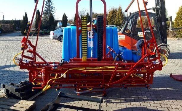 BIARZDKI Opryskiwacz zawieszany 1000 l / 15 - Prskalica za traktor: slika BIARZDKI Opryskiwacz zawieszany 1000 l / 15 - Prskalica za traktor BIARZDKI Opryskiwacz zawieszany 1000 l / 15 - Prskalica za traktor: slika BIARZDKI Opryskiwacz zawieszany 1000 l / 15 - Prskalica za traktor