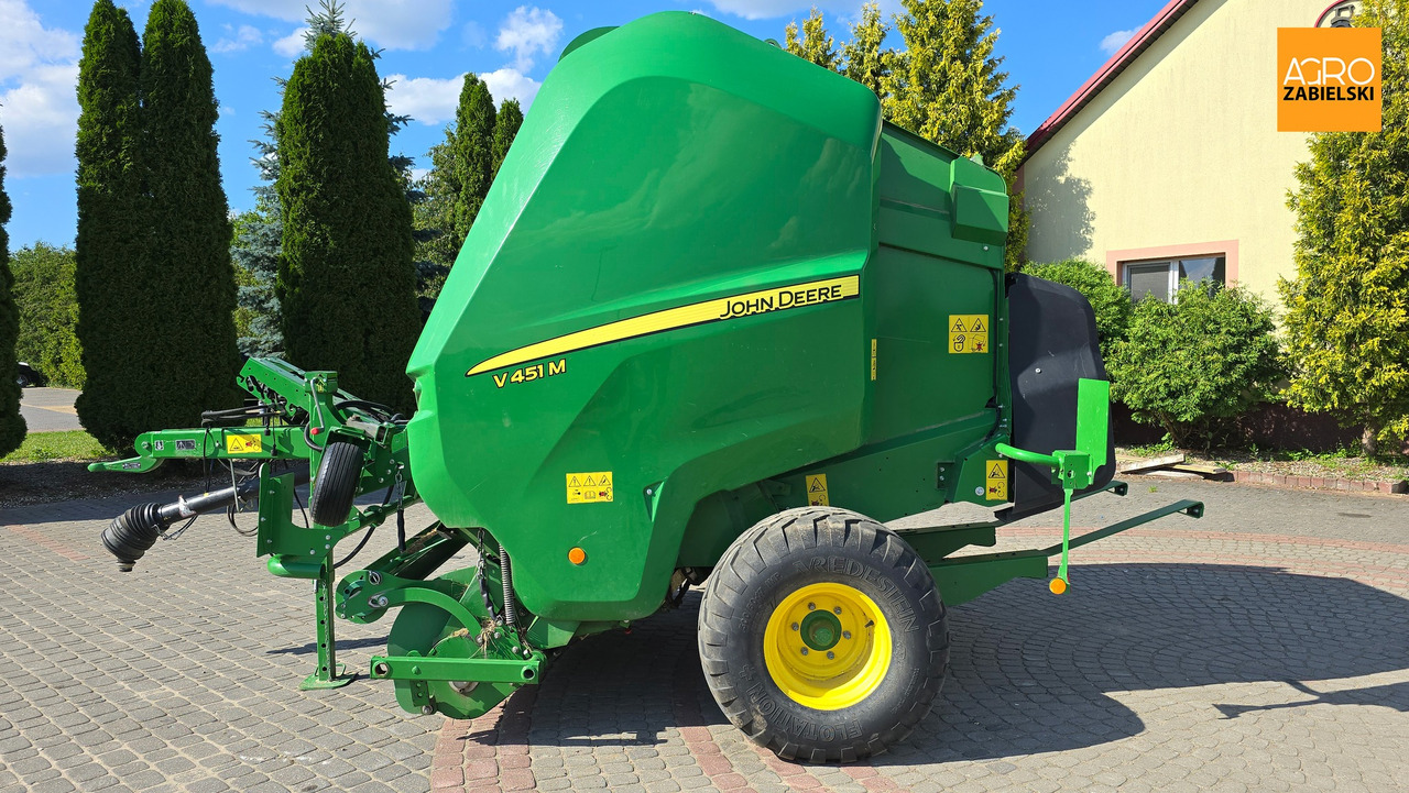 JOHN DEERE - Rolo balirka: slika JOHN DEERE - Rolo balirka JOHN DEERE - Rolo balirka: slika JOHN DEERE - Rolo balirka