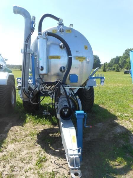 MEPROZET Güllefässer/ Slurry tank/ Beczkowóz T-528/5 (PN60/3) - Cisterna za gnojnicu: slika MEPROZET Güllefässer/ Slurry tank/ Beczkowóz T-528/5 (PN60/3) - Cisterna za gnojnicu MEPROZET Güllefässer/ Slurry tank/ Beczkowóz T-528/5 (PN60/3) - Cisterna za gnojnicu: slika MEPROZET Güllefässer/ Slurry tank/ Beczkowóz T-528/5 (PN60/3) - Cisterna za gnojnicu