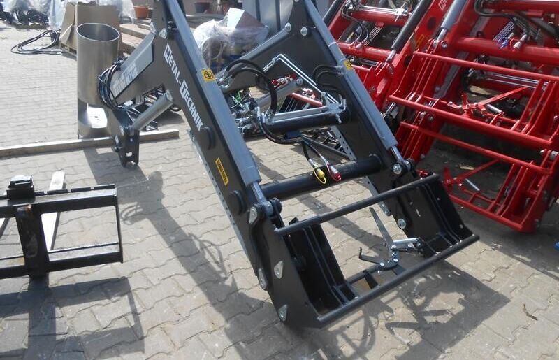 Metal-Technik Frontlader für Claas/ Front loader/ Ładowacz TUR - Prednji utovarivač za traktor za Poljoprivredni strojevi: slika Metal-Technik Frontlader für Claas/ Front loader/ Ładowacz TUR - Prednji utovarivač za traktor za Poljoprivredni strojevi Metal-Technik Frontlader für Claas/ Front loader/ Ładowacz TUR - Prednji utovarivač za traktor za Poljoprivredni strojevi: slika Metal-Technik Frontlader für Claas/ Front loader/ Ładowacz TUR - Prednji utovarivač za traktor za Poljoprivredni strojevi