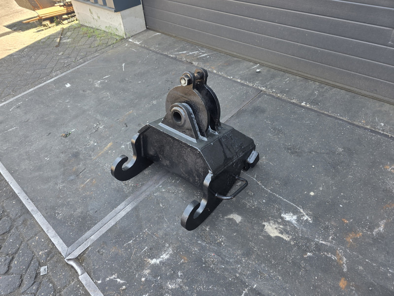 Kopplaat cw 30 aanbouwplaat cw 40 adaptor plate cw 30 head plate cw 40 - Brza spojka za Građevinski strojevi: slika kopplaat cw 30 aanbouwplaat cw 40 adaptor plate cw 30 head plate cw 40 - Brza spojka za Građevinski strojevi Kopplaat cw 30 aanbouwplaat cw 40 adaptor plate cw 30 head plate cw 40 - Brza spojka za Građevinski strojevi: slika kopplaat cw 30 aanbouwplaat cw 40 adaptor plate cw 30 head plate cw 40 - Brza spojka za Građevinski strojevi