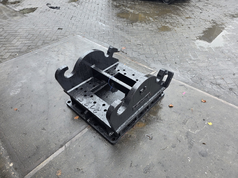 Kopplaat cw 45 breedt adaptor plate - Brza spojka za Građevinski strojevi: slika kopplaat cw 45 breedt adaptor plate - Brza spojka za Građevinski strojevi Kopplaat cw 45 breedt adaptor plate - Brza spojka za Građevinski strojevi: slika kopplaat cw 45 breedt adaptor plate - Brza spojka za Građevinski strojevi