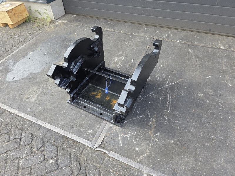Kopplaat cw40 cw 45 adaptor plate cw45 cw 40 verachtert - Brza spojka za Građevinski strojevi: slika kopplaat cw40 cw 45 adaptor plate cw45 cw 40 verachtert - Brza spojka za Građevinski strojevi Kopplaat cw40 cw 45 adaptor plate cw45 cw 40 verachtert - Brza spojka za Građevinski strojevi: slika kopplaat cw40 cw 45 adaptor plate cw45 cw 40 verachtert - Brza spojka za Građevinski strojevi
