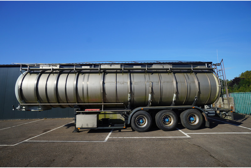 Dijkstra 3 AXLE CHEMIE TANK TRAILER 42 m3 - Poluprikolica cisterna: slika Dijkstra 3 AXLE CHEMIE TANK TRAILER 42 m3 - Poluprikolica cisterna Dijkstra 3 AXLE CHEMIE TANK TRAILER 42 m3 - Poluprikolica cisterna: slika Dijkstra 3 AXLE CHEMIE TANK TRAILER 42 m3 - Poluprikolica cisterna