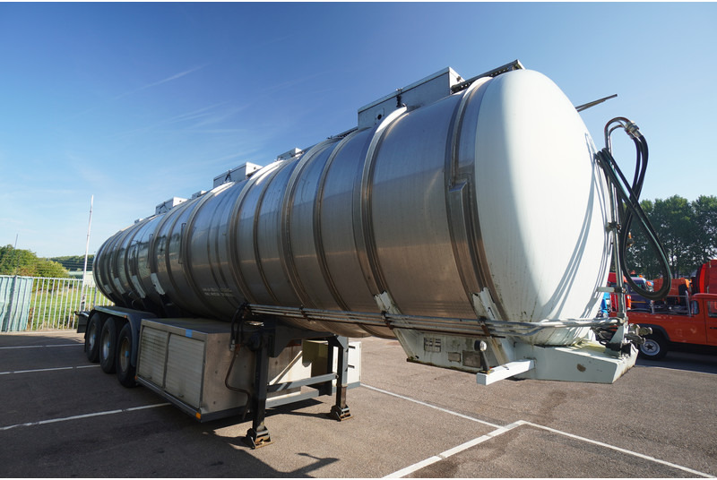 Dijkstra 3 AXLE CHEMIE TANK TRAILER 42 m3 - Poluprikolica cisterna: slika Dijkstra 3 AXLE CHEMIE TANK TRAILER 42 m3 - Poluprikolica cisterna Dijkstra 3 AXLE CHEMIE TANK TRAILER 42 m3 - Poluprikolica cisterna: slika Dijkstra 3 AXLE CHEMIE TANK TRAILER 42 m3 - Poluprikolica cisterna