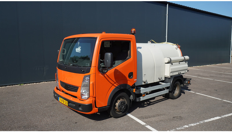 Renault Maxity 130-35/6 CC BROKEN ENGINE HIGH PRESSURE AND VACUUM SYSTEM - Dostavno vozilo: slika Renault Maxity 130-35/6 CC BROKEN ENGINE HIGH PRESSURE AND VACUUM SYSTEM - Dostavno vozilo Renault Maxity 130-35/6 CC BROKEN ENGINE HIGH PRESSURE AND VACUUM SYSTEM - Dostavno vozilo: slika Renault Maxity 130-35/6 CC BROKEN ENGINE HIGH PRESSURE AND VACUUM SYSTEM - Dostavno vozilo