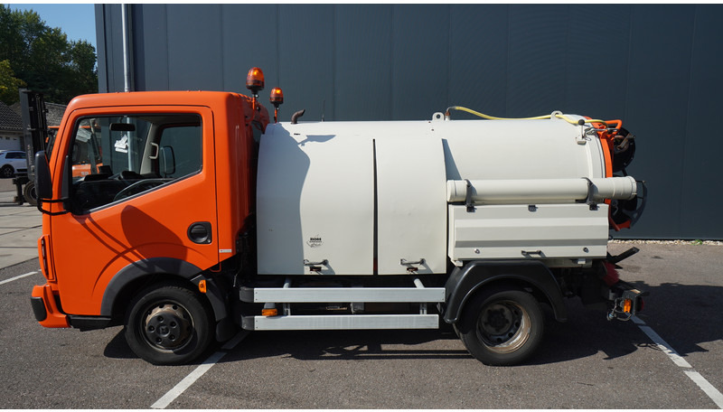 Renault Maxity 130-35/6 CC BROKEN ENGINE HIGH PRESSURE AND VACUUM SYSTEM - Dostavno vozilo: slika Renault Maxity 130-35/6 CC BROKEN ENGINE HIGH PRESSURE AND VACUUM SYSTEM - Dostavno vozilo Renault Maxity 130-35/6 CC BROKEN ENGINE HIGH PRESSURE AND VACUUM SYSTEM - Dostavno vozilo: slika Renault Maxity 130-35/6 CC BROKEN ENGINE HIGH PRESSURE AND VACUUM SYSTEM - Dostavno vozilo