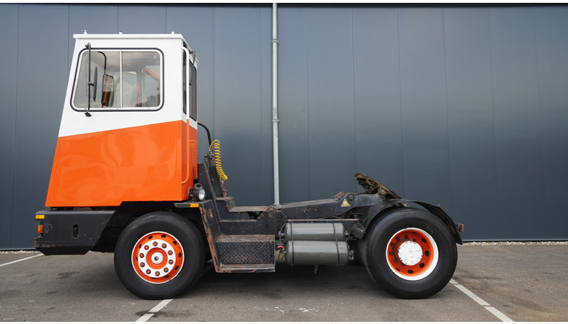 Terberg YT SL 1020 - Građevinski strojevi: slika Terberg YT SL 1020 - Građevinski strojevi Terberg YT SL 1020 - Građevinski strojevi: slika Terberg YT SL 1020 - Građevinski strojevi