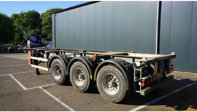 Groenewegen 3 AXLE CONTAINER TRANSPORT TRAILER - Transporter kontejnera/ Poluprikolica s izmjenjivim sanducima: slika Groenewegen 3 AXLE CONTAINER TRANSPORT TRAILER - Transporter kontejnera/ Poluprikolica s izmjenjivim sanducima Groenewegen 3 AXLE CONTAINER TRANSPORT TRAILER - Transporter kontejnera/ Poluprikolica s izmjenjivim sanducima: slika Groenewegen 3 AXLE CONTAINER TRANSPORT TRAILER - Transporter kontejnera/ Poluprikolica s izmjenjivim sanducima