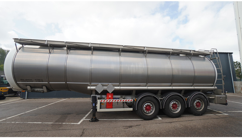 Indox 3 AXLE ADR CHEMICAL AD-BLUE TANK TRAILER 35.115LTR - Poluprikolica cisterna: slika Indox 3 AXLE ADR CHEMICAL AD-BLUE TANK TRAILER 35.115LTR - Poluprikolica cisterna Indox 3 AXLE ADR CHEMICAL AD-BLUE TANK TRAILER 35.115LTR - Poluprikolica cisterna: slika Indox 3 AXLE ADR CHEMICAL AD-BLUE TANK TRAILER 35.115LTR - Poluprikolica cisterna