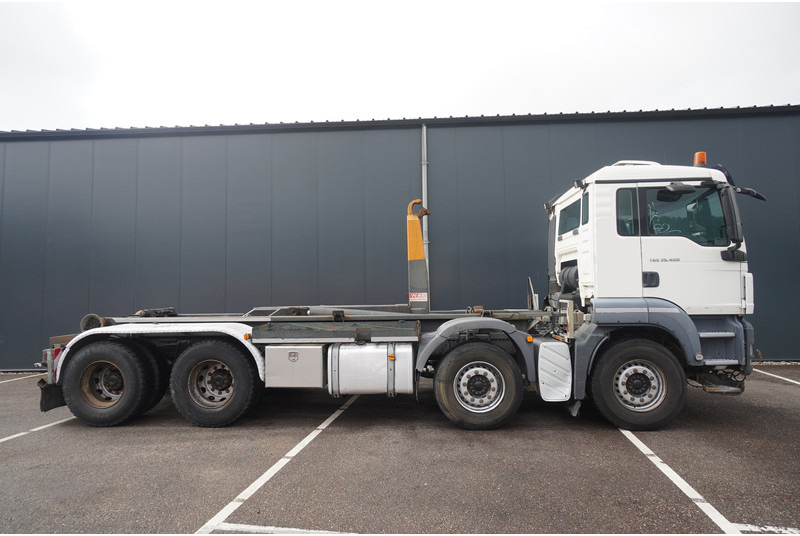 MAN TGS 35.400 8x4 HOOKARM SYSTEM MANUAL GEARBOX - Kamion s kukastom dizalicom: slika MAN TGS 35.400 8x4 HOOKARM SYSTEM MANUAL GEARBOX - Kamion s kukastom dizalicom MAN TGS 35.400 8x4 HOOKARM SYSTEM MANUAL GEARBOX - Kamion s kukastom dizalicom: slika MAN TGS 35.400 8x4 HOOKARM SYSTEM MANUAL GEARBOX - Kamion s kukastom dizalicom