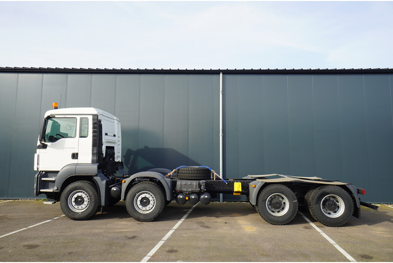 MAN TGS41.400 8X4 BB-WW NEW UNUSED CHASSIS EURO3 - Kamion-šasija: slika MAN TGS41.400 8X4 BB-WW NEW UNUSED CHASSIS EURO3 - Kamion-šasija MAN TGS41.400 8X4 BB-WW NEW UNUSED CHASSIS EURO3 - Kamion-šasija: slika MAN TGS41.400 8X4 BB-WW NEW UNUSED CHASSIS EURO3 - Kamion-šasija