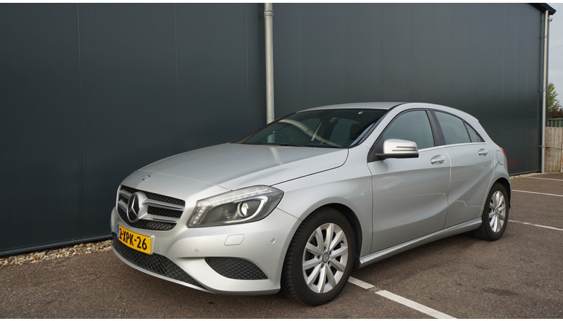 Mercedes-Benz A-Klasse A180 CDI EURO 5 - Minibus, Putnički kombi: slika Mercedes-Benz A-Klasse A180 CDI EURO 5 - Minibus, Putnički kombi Mercedes-Benz A-Klasse A180 CDI EURO 5 - Minibus, Putnički kombi: slika Mercedes-Benz A-Klasse A180 CDI EURO 5 - Minibus, Putnički kombi