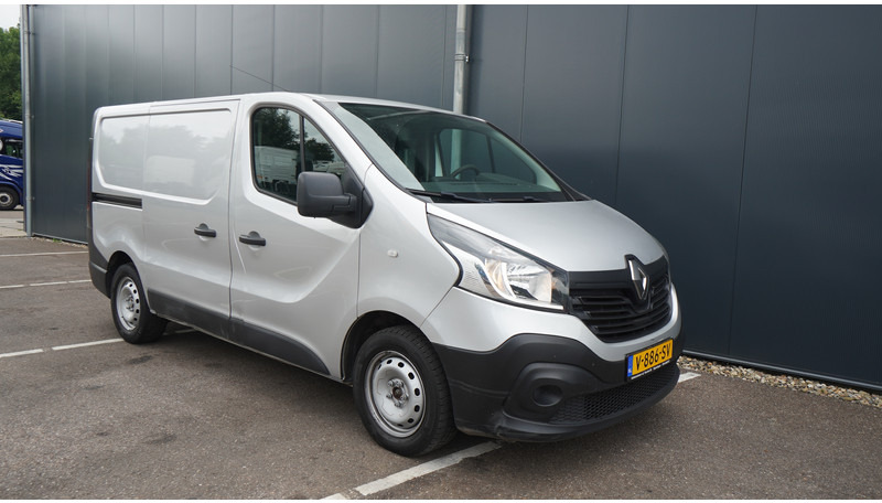 Renault Trafic 95 70KW AIRCO - Dostavno vozilo sa zatvorenim sandukom: slika Renault Trafic 95 70KW AIRCO - Dostavno vozilo sa zatvorenim sandukom Renault Trafic 95 70KW AIRCO - Dostavno vozilo sa zatvorenim sandukom: slika Renault Trafic 95 70KW AIRCO - Dostavno vozilo sa zatvorenim sandukom