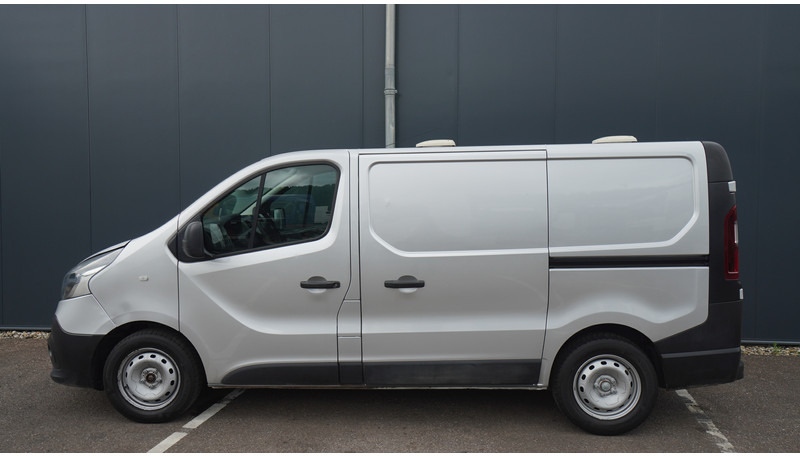 Renault Trafic 95 70KW AIRCO - Dostavno vozilo sa zatvorenim sandukom: slika Renault Trafic 95 70KW AIRCO - Dostavno vozilo sa zatvorenim sandukom Renault Trafic 95 70KW AIRCO - Dostavno vozilo sa zatvorenim sandukom: slika Renault Trafic 95 70KW AIRCO - Dostavno vozilo sa zatvorenim sandukom