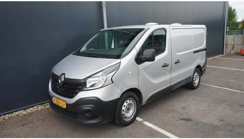 Renault Trafic 95 70KW AIRCO - Dostavno vozilo sa zatvorenim sandukom: slika Renault Trafic 95 70KW AIRCO - Dostavno vozilo sa zatvorenim sandukom Renault Trafic 95 70KW AIRCO - Dostavno vozilo sa zatvorenim sandukom: slika Renault Trafic 95 70KW AIRCO - Dostavno vozilo sa zatvorenim sandukom