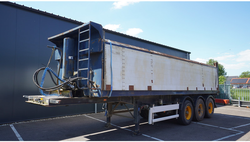 Renders 3 AXLE TIPPER TRAILER - Kiper poluprikolica: slika Renders 3 AXLE TIPPER TRAILER - Kiper poluprikolica Renders 3 AXLE TIPPER TRAILER - Kiper poluprikolica: slika Renders 3 AXLE TIPPER TRAILER - Kiper poluprikolica