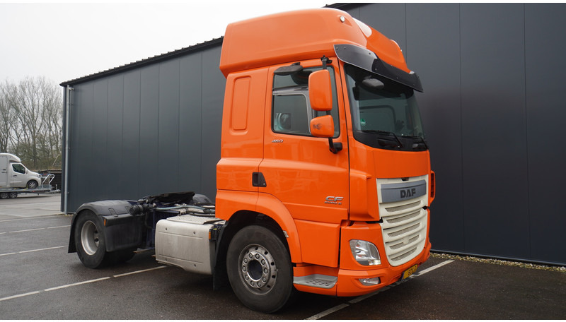 DAF CF460 FT SSC EURO 6 789.000KM - Tegljač: slika DAF CF460 FT SSC EURO 6 789.000KM - Tegljač DAF CF460 FT SSC EURO 6 789.000KM - Tegljač: slika DAF CF460 FT SSC EURO 6 789.000KM - Tegljač