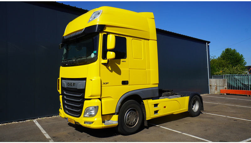 DAF XF 450 SSC EURO 6 850.000KM - Tegljač: slika DAF XF 450 SSC EURO 6 850.000KM - Tegljač DAF XF 450 SSC EURO 6 850.000KM - Tegljač: slika DAF XF 450 SSC EURO 6 850.000KM - Tegljač