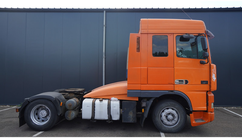 DAF XF 95.380 SC MANUAL GEARBOX - Tegljač: slika DAF XF 95.380 SC MANUAL GEARBOX - Tegljač DAF XF 95.380 SC MANUAL GEARBOX - Tegljač: slika DAF XF 95.380 SC MANUAL GEARBOX - Tegljač