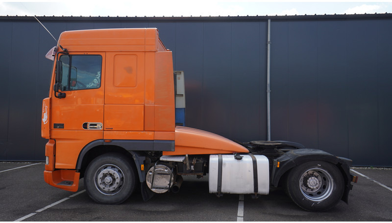 DAF XF 95.380 SC MANUAL GEARBOX - Tegljač: slika DAF XF 95.380 SC MANUAL GEARBOX - Tegljač DAF XF 95.380 SC MANUAL GEARBOX - Tegljač: slika DAF XF 95.380 SC MANUAL GEARBOX - Tegljač