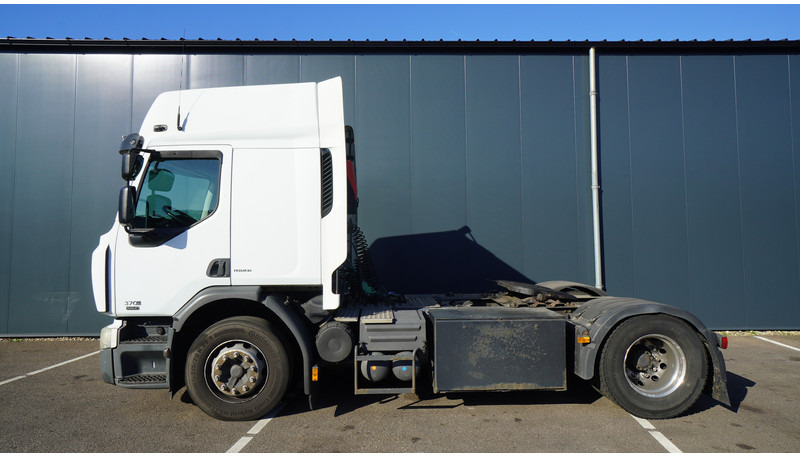 Renault PREMIUM 370 EURO5 685.400KM - Tegljač: slika Renault PREMIUM 370 EURO5 685.400KM - Tegljač Renault PREMIUM 370 EURO5 685.400KM - Tegljač: slika Renault PREMIUM 370 EURO5 685.400KM - Tegljač