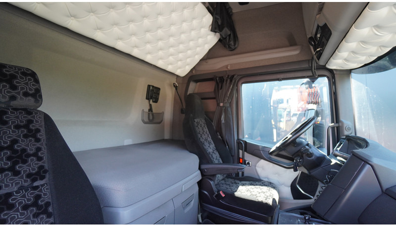 Tegljač Scania R 450 NEXT GEN EURO 6 855.000KM: slika Tegljač Scania R 450 NEXT GEN EURO 6 855.000KM