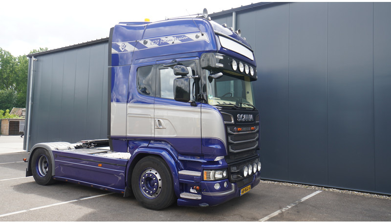 Scania R 520 V8 RETARDER TOPLINE ADR - Tegljač: slika Scania R 520 V8 RETARDER TOPLINE ADR - Tegljač Scania R 520 V8 RETARDER TOPLINE ADR - Tegljač: slika Scania R 520 V8 RETARDER TOPLINE ADR - Tegljač
