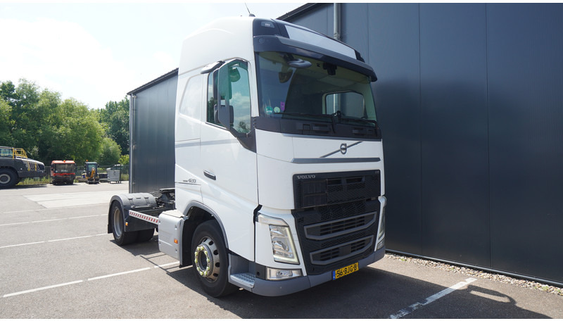 Volvo FH420 4X2 ADR EURO6 - Tegljač: slika Volvo FH420 4X2 ADR EURO6 - Tegljač Volvo FH420 4X2 ADR EURO6 - Tegljač: slika Volvo FH420 4X2 ADR EURO6 - Tegljač