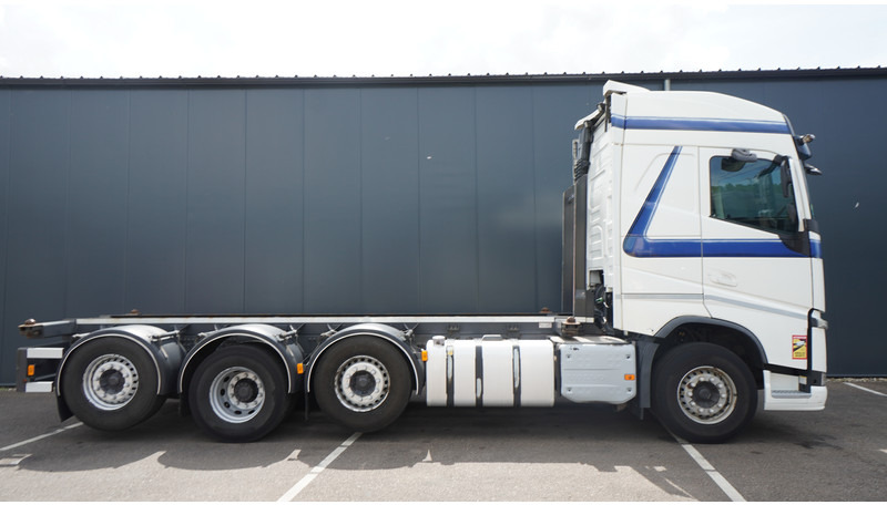 Volvo FH 460 8X2 20 FT CONTAINER TRANSPORT TRUCK - Transporter kontejnera/ Kamion s izmjenjivim sanducima: slika Volvo FH 460 8X2 20 FT CONTAINER TRANSPORT TRUCK - Transporter kontejnera/ Kamion s izmjenjivim sanducima Volvo FH 460 8X2 20 FT CONTAINER TRANSPORT TRUCK - Transporter kontejnera/ Kamion s izmjenjivim sanducima: slika Volvo FH 460 8X2 20 FT CONTAINER TRANSPORT TRUCK - Transporter kontejnera/ Kamion s izmjenjivim sanducima