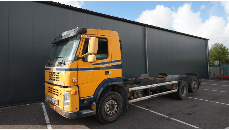 Volvo FM9 340 6X2 CHASSIS EURO 5 480000KM - Kamion-šasija: slika Volvo FM9 340 6X2 CHASSIS EURO 5 480000KM - Kamion-šasija Volvo FM9 340 6X2 CHASSIS EURO 5 480000KM - Kamion-šasija: slika Volvo FM9 340 6X2 CHASSIS EURO 5 480000KM - Kamion-šasija