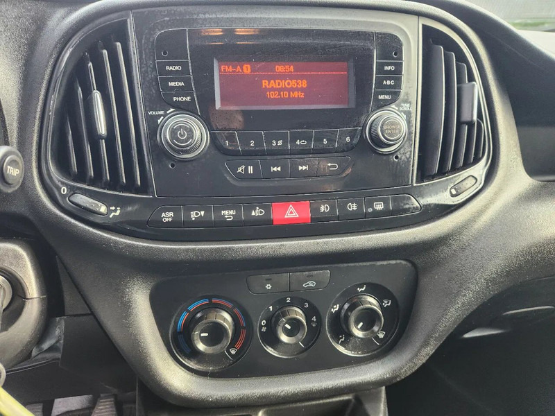 Fiat Doblò Maxi, 2017, 135000km, Airco, L2H1, Parkingsens - Mali kombi: slika Fiat Doblò Maxi, 2017, 135000km, Airco, L2H1, Parkingsens - Mali kombi Fiat Doblò Maxi, 2017, 135000km, Airco, L2H1, Parkingsens - Mali kombi: slika Fiat Doblò Maxi, 2017, 135000km, Airco, L2H1, Parkingsens - Mali kombi