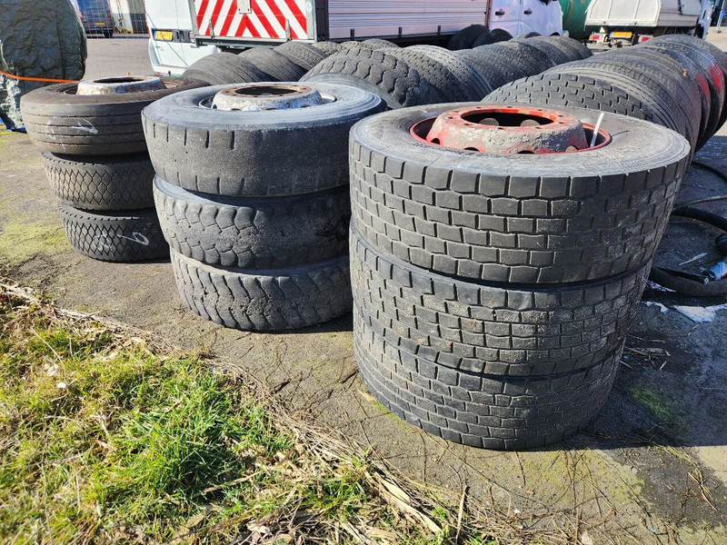 Tyres 18X 315-70/80/295x 22.5 INC RIMS, MUST GO - Guma za Kamion: slika Tyres 18X 315-70/80/295x 22.5 INC RIMS, MUST GO - Guma za Kamion Tyres 18X 315-70/80/295x 22.5 INC RIMS, MUST GO - Guma za Kamion: slika Tyres 18X 315-70/80/295x 22.5 INC RIMS, MUST GO - Guma za Kamion