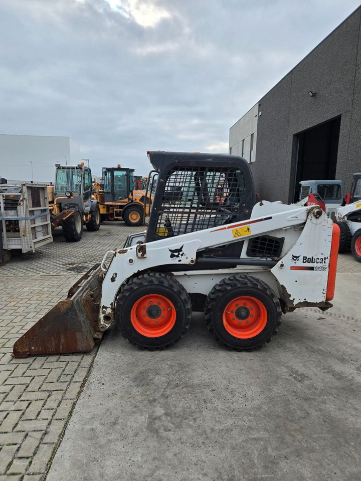 Bobcat S450 - Utovarivač na kotačima: slika Bobcat S450 - Utovarivač na kotačima Bobcat S450 - Utovarivač na kotačima: slika Bobcat S450 - Utovarivač na kotačima