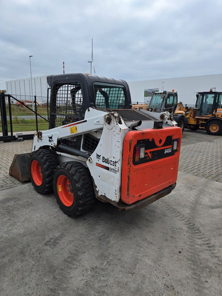 Bobcat S450 - Utovarivač na kotačima: slika Bobcat S450 - Utovarivač na kotačima Bobcat S450 - Utovarivač na kotačima: slika Bobcat S450 - Utovarivač na kotačima