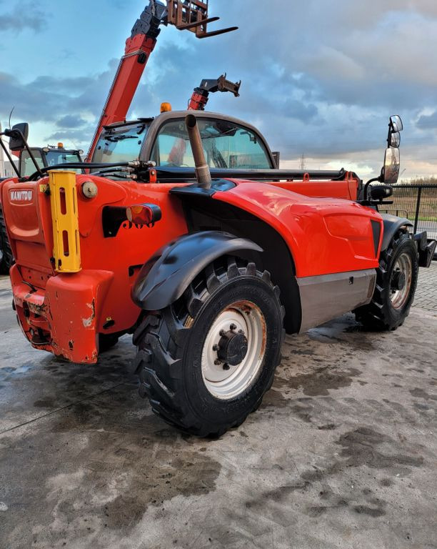 Manitou MT 1135 - Teleskopski rukovatelj: slika Manitou MT 1135 - Teleskopski rukovatelj Manitou MT 1135 - Teleskopski rukovatelj: slika Manitou MT 1135 - Teleskopski rukovatelj