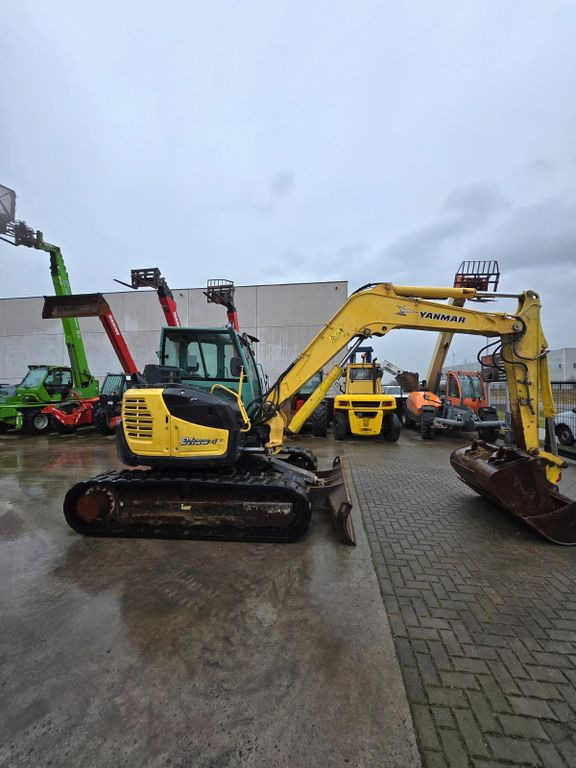Yanmar SV100-1A - Mini bager: slika Yanmar SV100-1A - Mini bager Yanmar SV100-1A - Mini bager: slika Yanmar SV100-1A - Mini bager