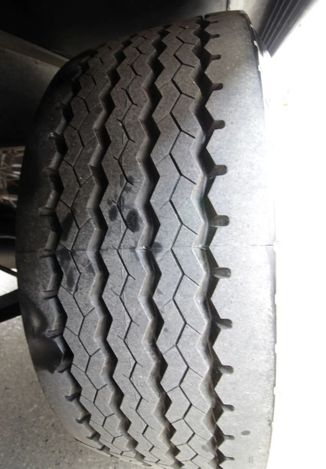 Poluprikolica hladnjača Schmitz Cargobull FP 60 V7 Thermo King SLXi 300 / JAK NOWA / ŚCIANA 7 CM /: slika Poluprikolica hladnjača Schmitz Cargobull FP 60 V7 Thermo King SLXi 300 / JAK NOWA / ŚCIANA 7 CM /