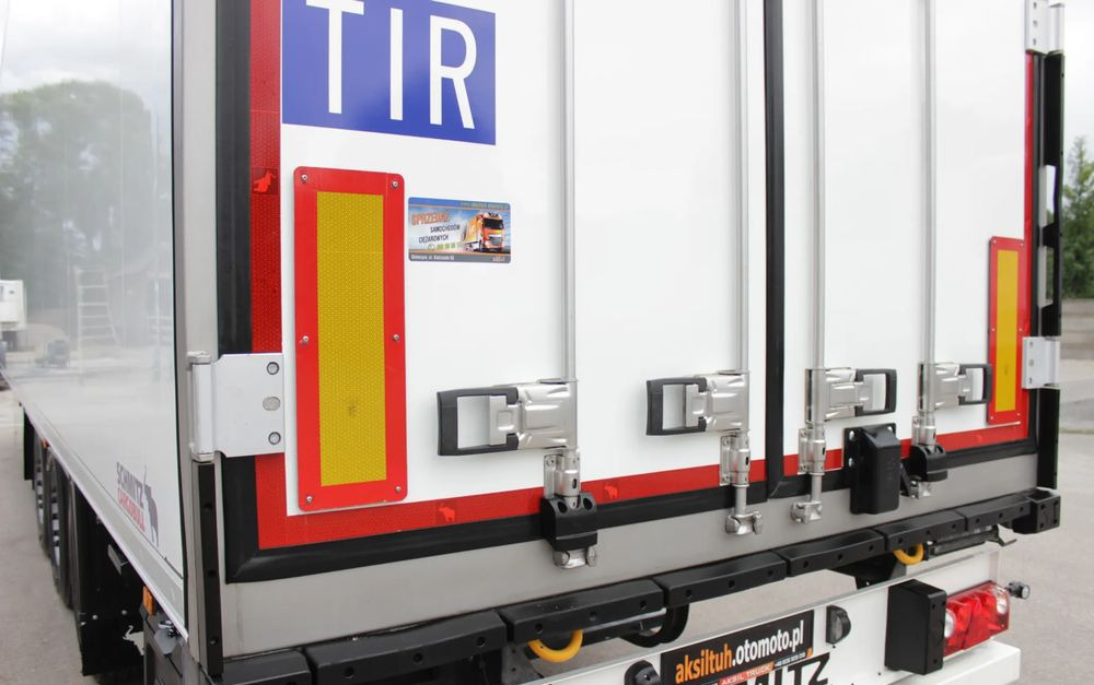 Poluprikolica hladnjača Schmitz Cargobull FP 60 V7 Thermo King SLXi 300 / JAK NOWA / ŚCIANA 7 CM /: slika Poluprikolica hladnjača Schmitz Cargobull FP 60 V7 Thermo King SLXi 300 / JAK NOWA / ŚCIANA 7 CM /