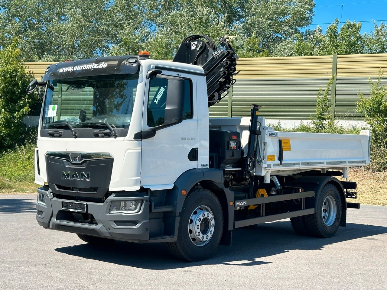 MAN TGM 18.320 4x2 Euro6e Hiab X-HiDuo 138DS-4 - Kiper, Kamion s kranom: slika MAN TGM 18.320 4x2 Euro6e Hiab X-HiDuo 138DS-4 - Kiper, Kamion s kranom MAN TGM 18.320 4x2 Euro6e Hiab X-HiDuo 138DS-4 - Kiper, Kamion s kranom: slika MAN TGM 18.320 4x2 Euro6e Hiab X-HiDuo 138DS-4 - Kiper, Kamion s kranom